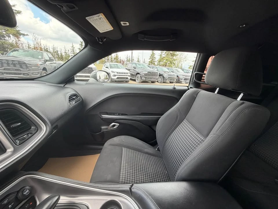 2019 Dodge Challenger 3rd Gen - Image 17 of 18