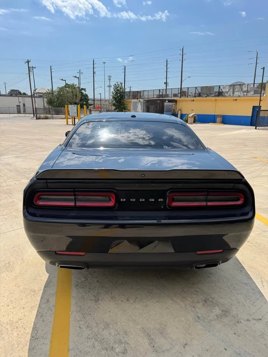 2019 Dodge Challenger 3rd Gen - Image 5 of 12