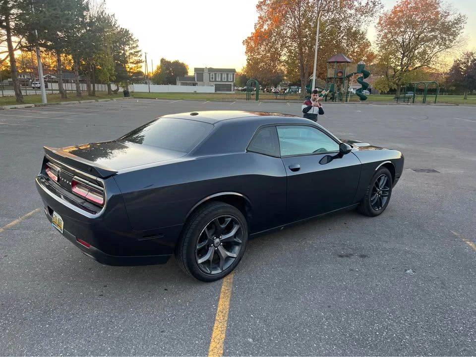 2019 Dodge Challenger 3rd Gen - Image 2 of 9