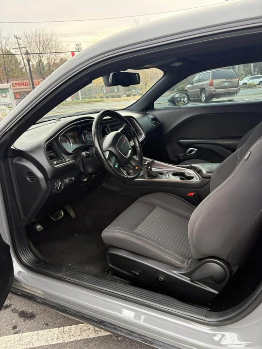 2019 Dodge Challenger 3rd Gen - Image 2 of 7