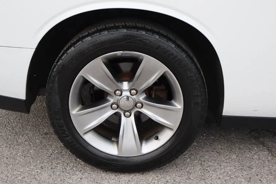 2019 Dodge Challenger 3rd Gen - Image 2 of 5