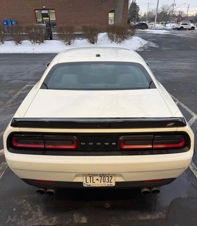 2019 Dodge Challenger 3rd Gen - Image 3 of 12