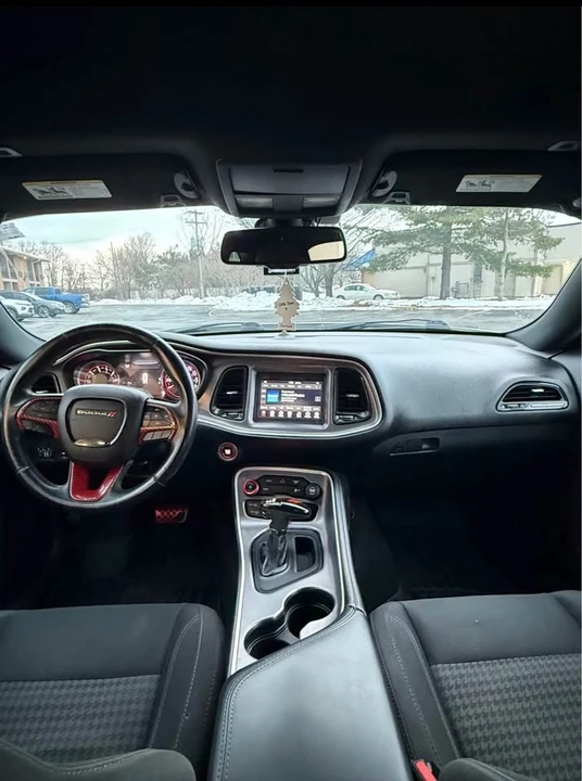 2019 Dodge Challenger 3rd Gen - Image 5 of 12
