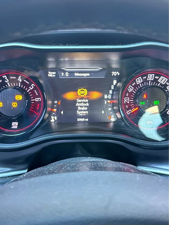 2019 Dodge Challenger 3rd Gen - Image 10 of 20