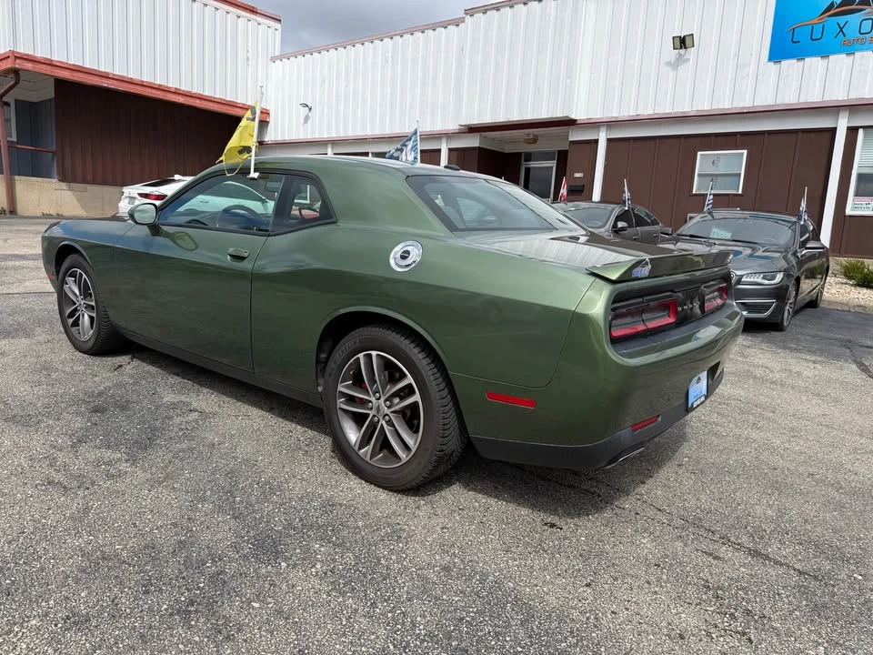2019 Dodge Challenger 3rd Gen - Image 2 of 18