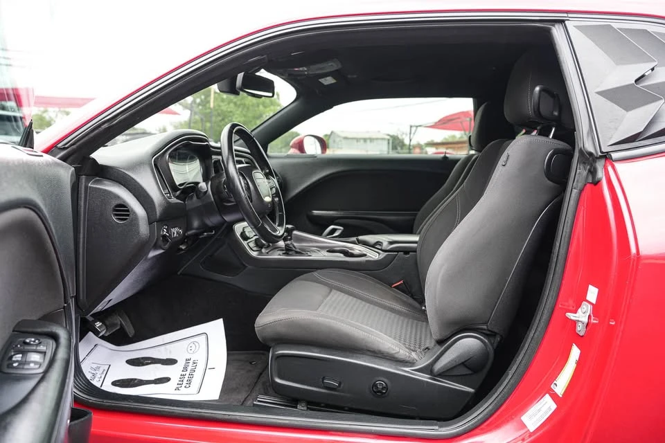 2019 Dodge Challenger 3rd Gen - Image 16 of 19