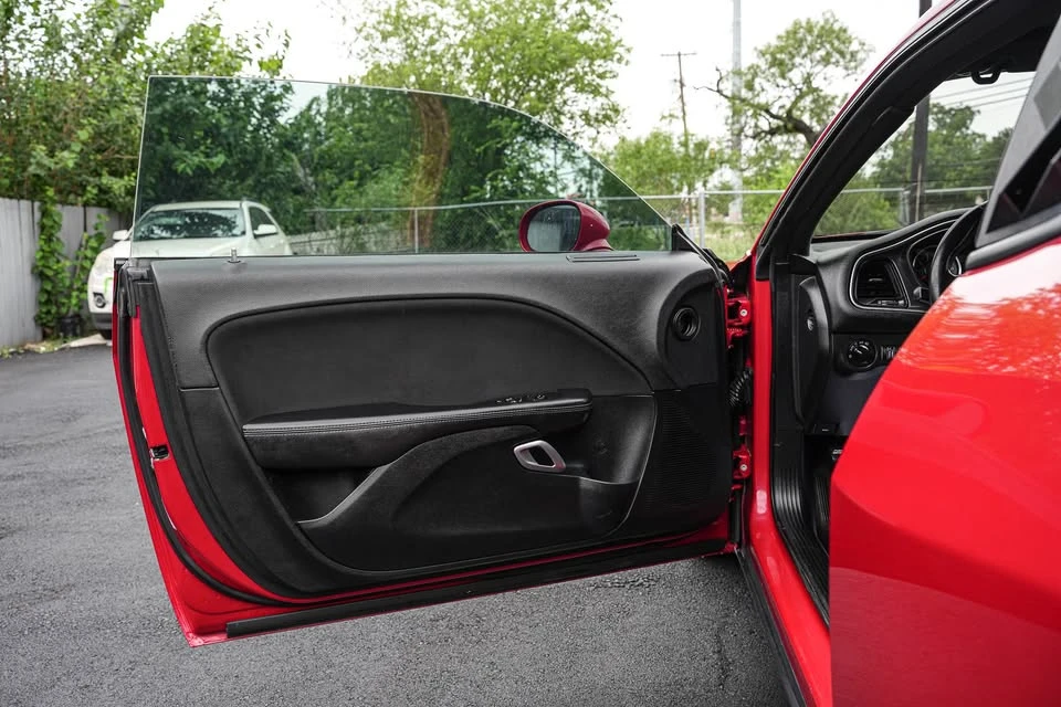 2019 Dodge Challenger 3rd Gen - Image 18 of 19