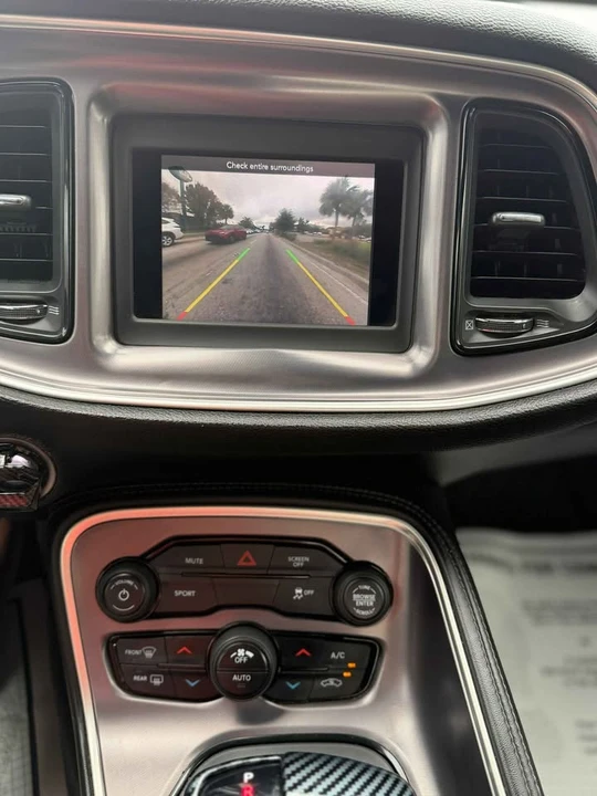 2019 Dodge Challenger 3rd Gen - Image 9 of 14