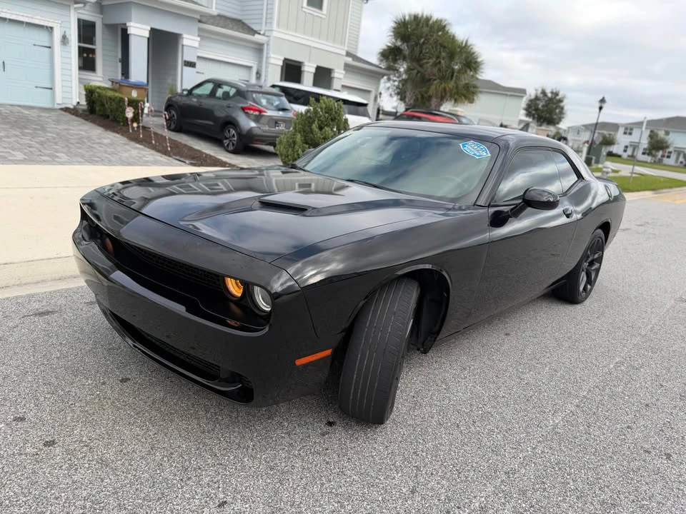 2019 Dodge Challenger 3rd Gen - Image 2 of 19