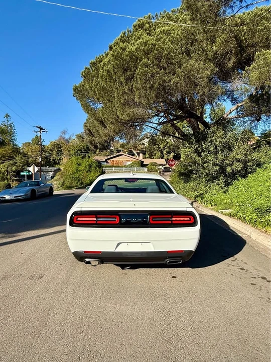 2019 Dodge Challenger 3rd Gen - Image 4 of 11
