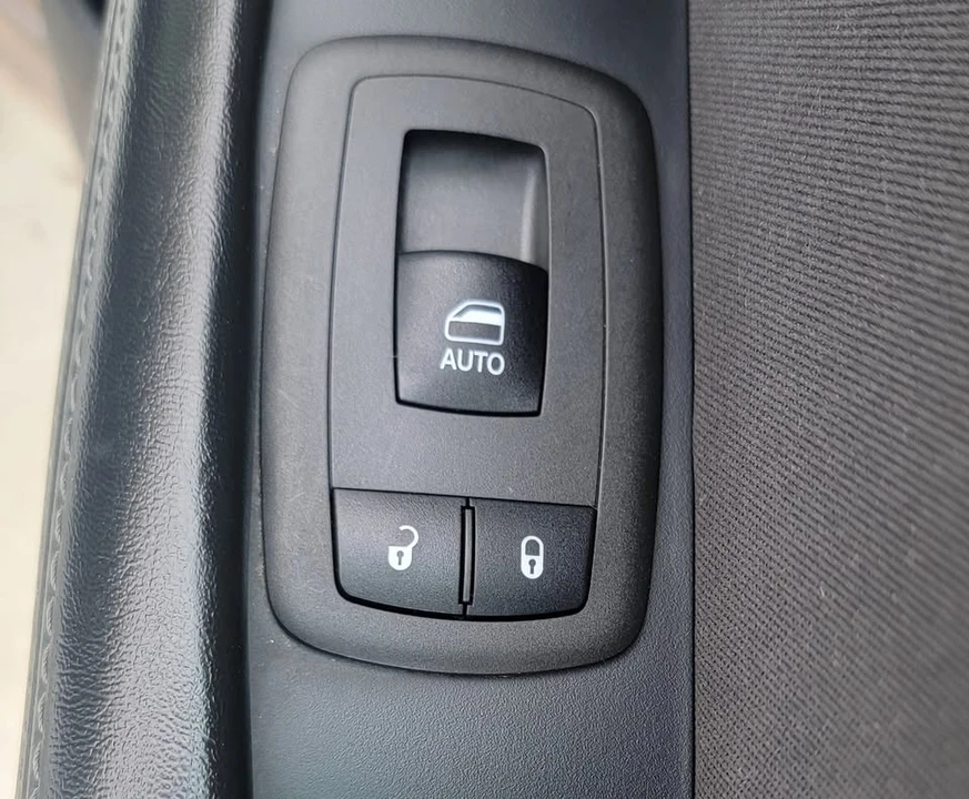 2019 Dodge Challenger 3rd Gen - Image 8 of 16