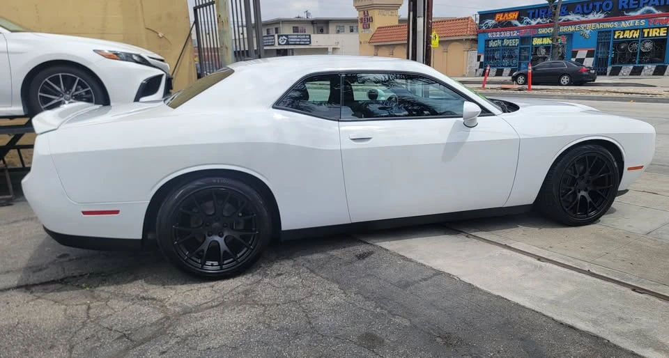 2019 Dodge Challenger 3rd Gen - Image 5 of 16