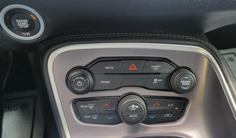 2019 Dodge Challenger 3rd Gen - Image 13 of 16