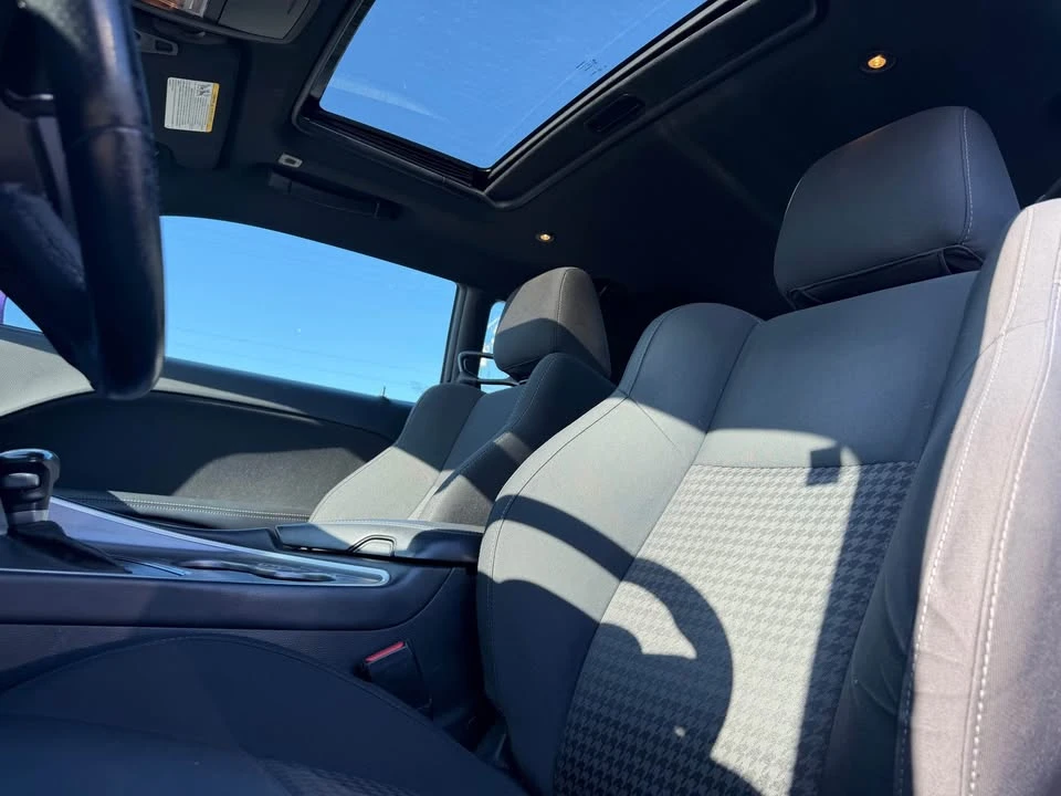 2019 Dodge Challenger 3rd Gen - Image 14 of 20