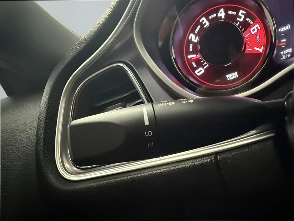 2019 Dodge Challenger SRT Hellcat 3rd Gen - Image 11 of 18