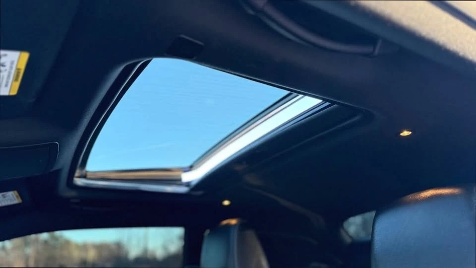 2019 Dodge Challenger SRT Hellcat 3rd Gen - Image 15 of 20