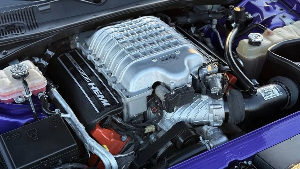 2019 Dodge Challenger SRT Hellcat 3rd Gen - Image 10 of 20