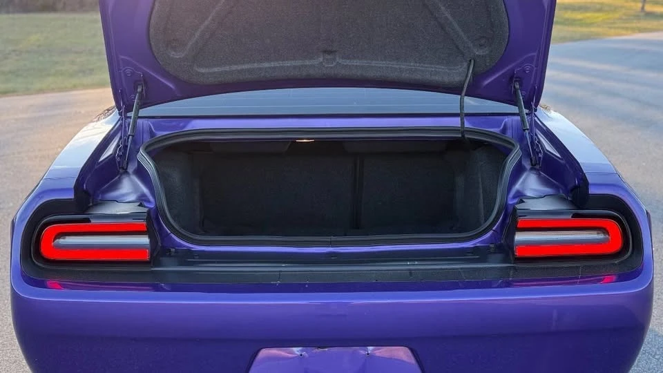 2019 Dodge Challenger SRT Hellcat 3rd Gen - Image 5 of 20