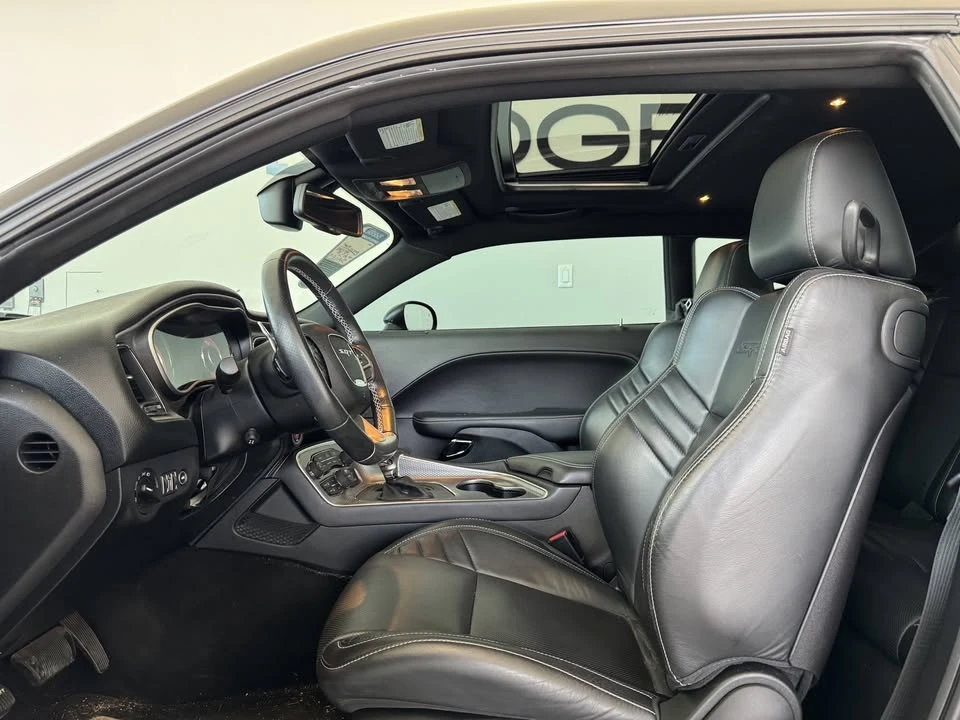 2019 Dodge Challenger - Image 12 of 19