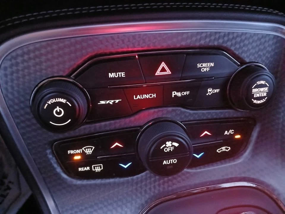 2019 Dodge Challenger SRT Hellcat 3rd Gen - Image 7 of 17