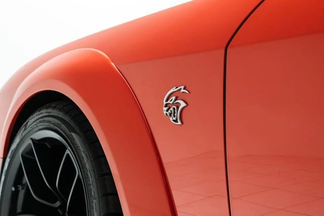 2019 Dodge Challenger SRT Hellcat 3rd Gen - Image 17 of 20