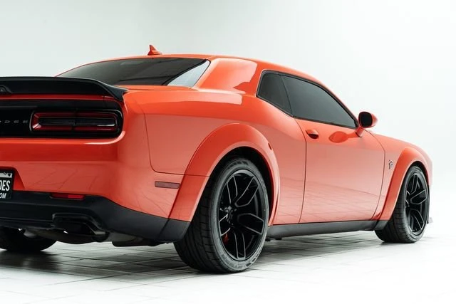 2019 Dodge Challenger SRT Hellcat 3rd Gen - Image 9 of 20