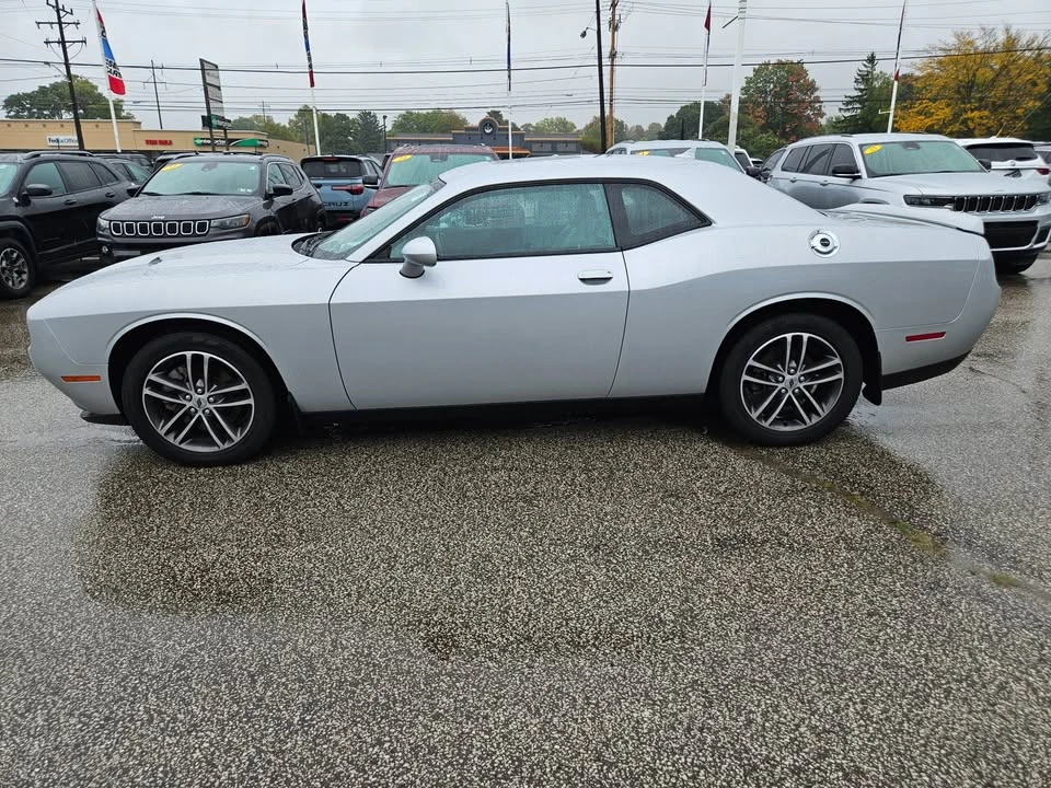 2019 Dodge Challenger 3rd Gen - Image 11 of 15
