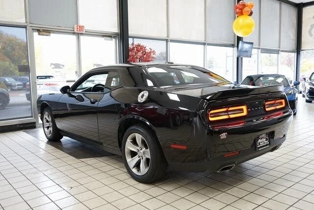 2019 Dodge Challenger 3rd Gen - Image 5 of 19