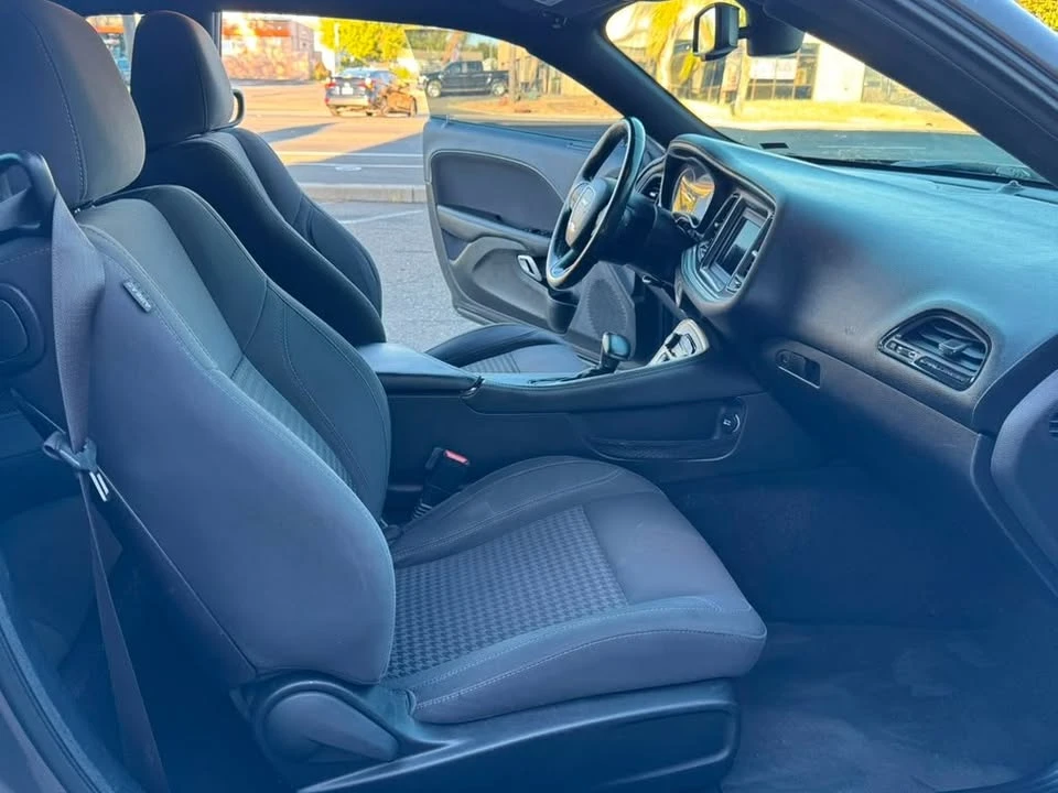 2019 Dodge Challenger 3rd Gen - Image 12 of 17