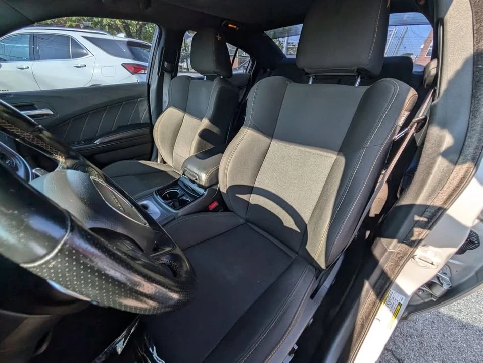 2019 Dodge Charger 7th Gen - Image 16 of 20
