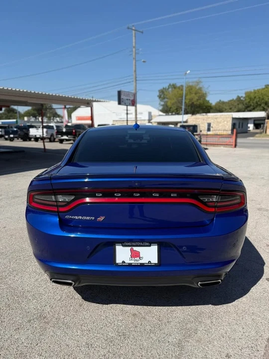 2019 Dodge Charger 8th Gen - Image 3 of 9