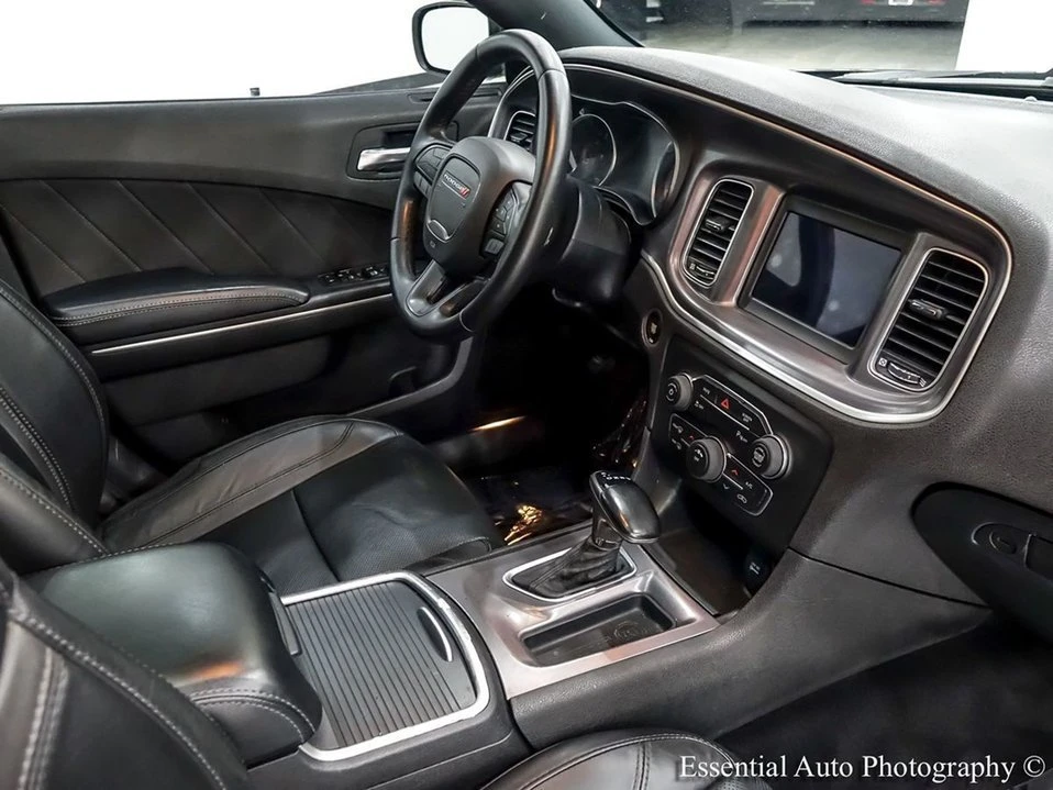 2019 Dodge Charger 7th Gen - Image 15 of 18