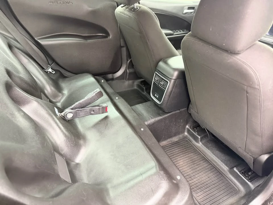 2019 Dodge Charger 7th Gen - Image 6 of 9