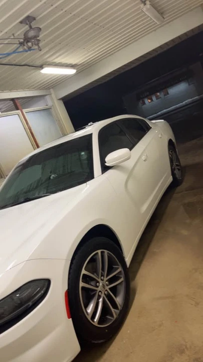 2019 Dodge Charger 7th Gen - Image 4 of 10