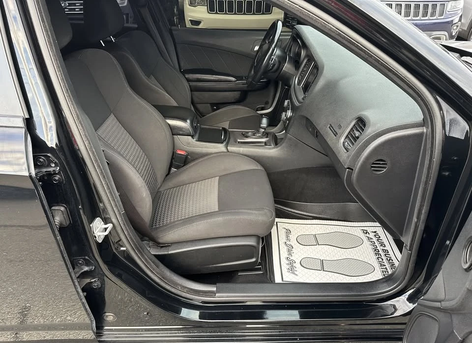 2019 Dodge Charger 7th Gen - Image 10 of 16