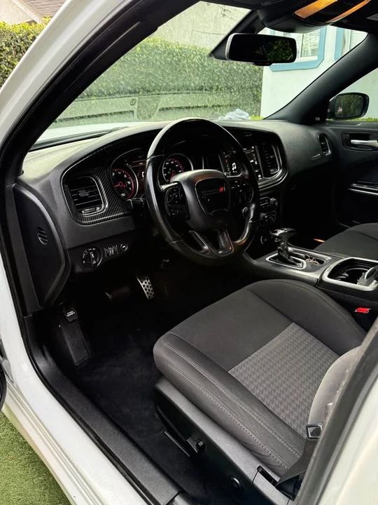 2019 Dodge Charger 7th Gen - Image 8 of 17