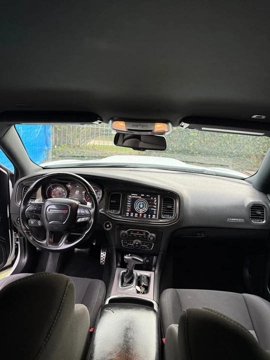 2019 Dodge Charger 7th Gen - Image 9 of 17