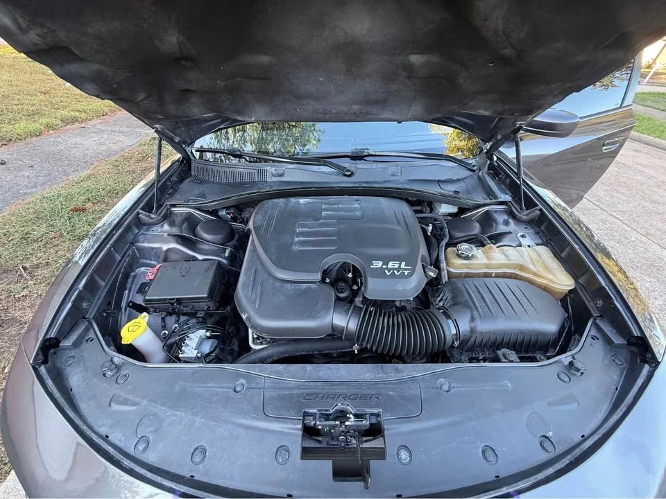 2019 Dodge Charger 7th Gen - Image 16 of 20