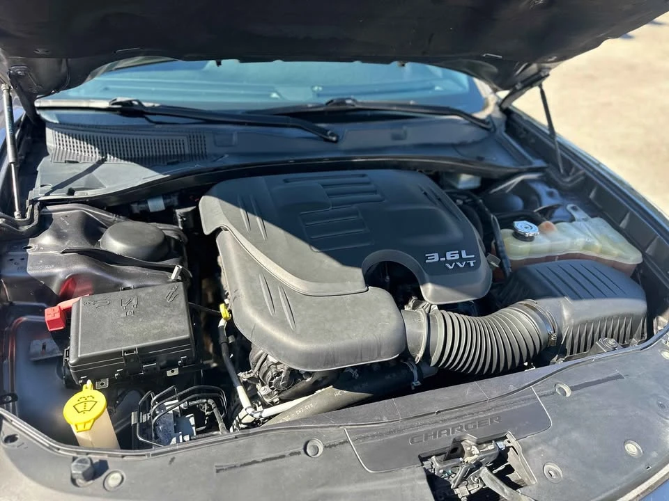 2019 Dodge Charger 7th Gen - Image 7 of 9