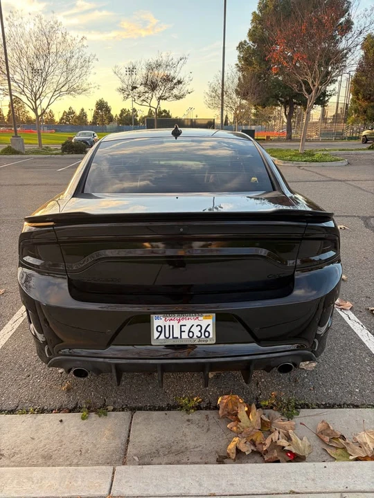 2019 Dodge Charger 7th Gen - Image 3 of 10