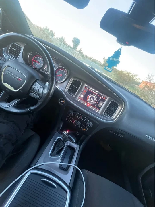 2019 Dodge Charger 7th Gen - Image 9 of 13