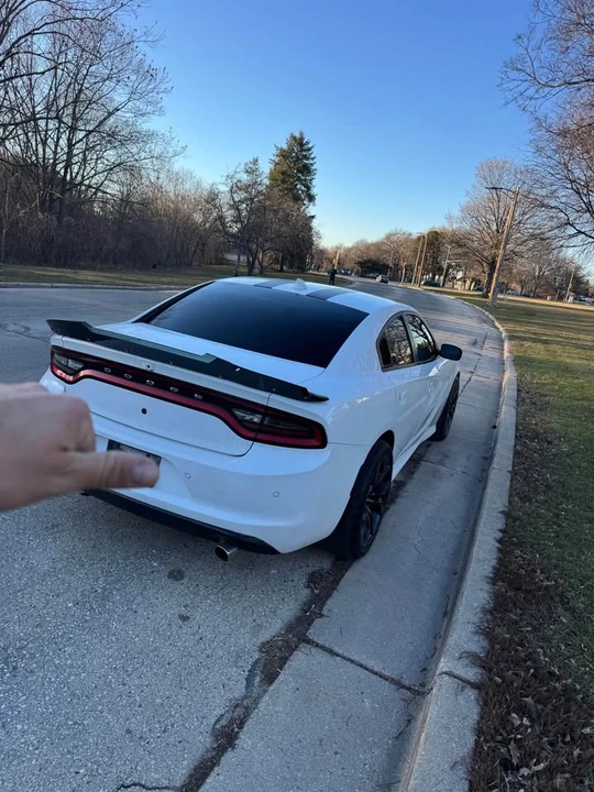 2019 Dodge Charger 7th Gen - Image 2 of 4