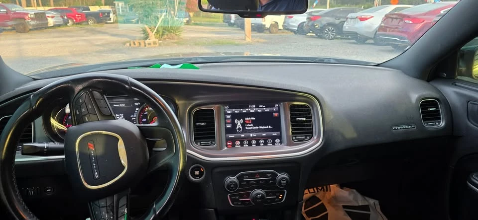 2019 Dodge Charger 7th Gen - Image 11 of 14