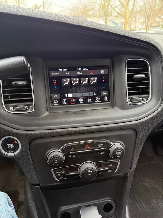 2019 Dodge Charger 7th Gen - Image 8 of 9