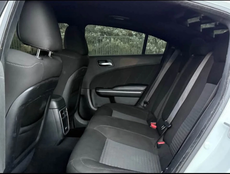 2019 Dodge Charger 7th Gen - Image 6 of 7