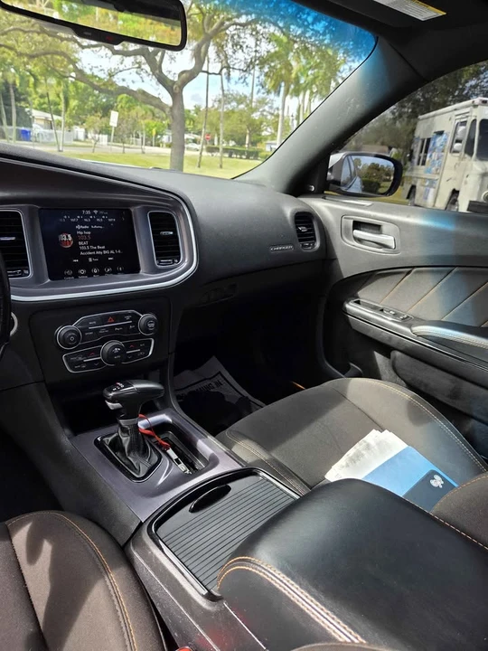 2019 Dodge Charger 7th Gen - Image 10 of 14