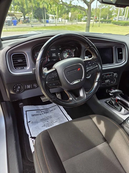 2019 Dodge Charger 7th Gen - Image 9 of 14