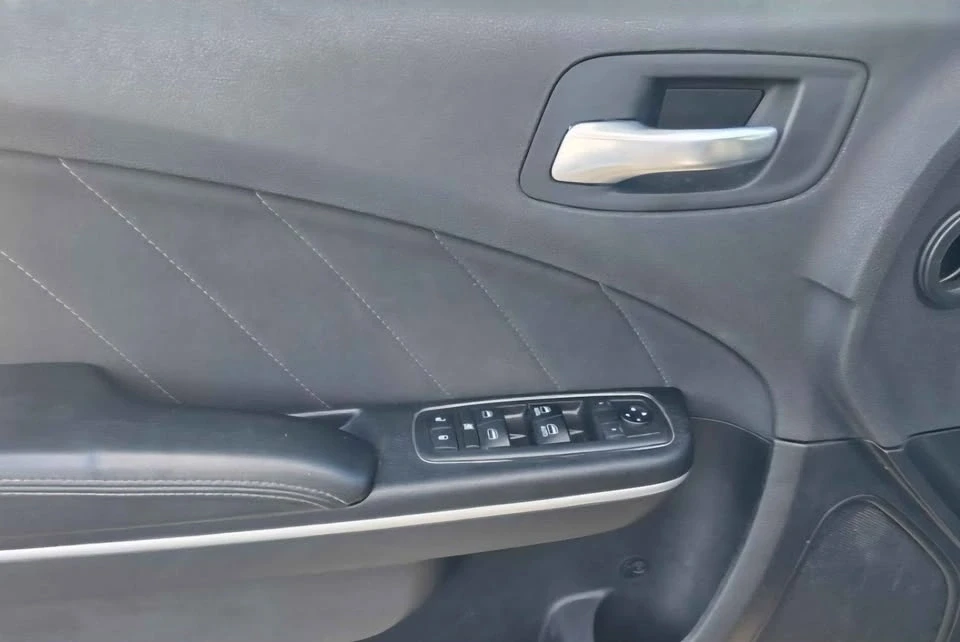 2019 Dodge Charger 7th Gen - Image 10 of 20