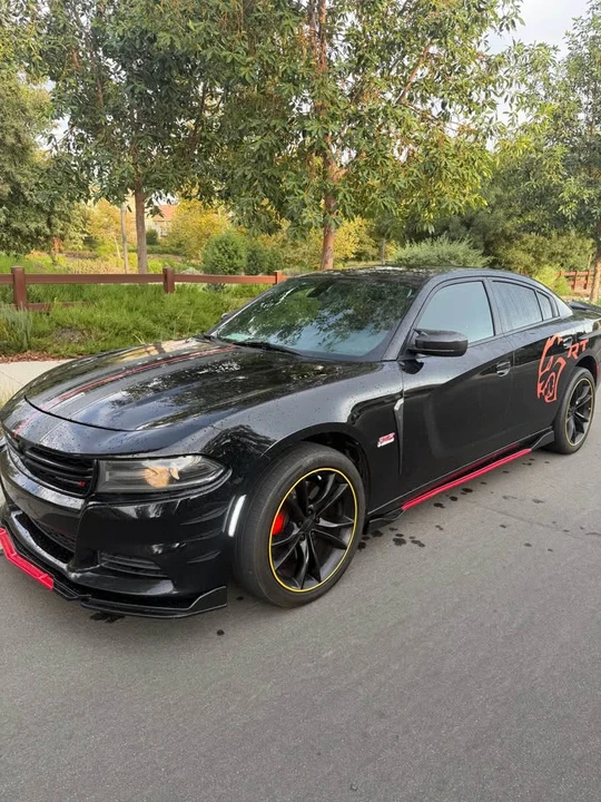 2019 Dodge Charger 7th Gen - Image 5 of 11