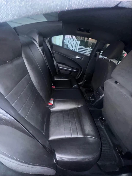 2019 Dodge Charger 7th Gen - Image 11 of 12
